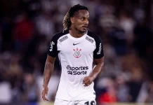 ¿André Carrillo a Universitario en el 2026? Álvaro Barco respondió sobre la chance de fichar a la 'Culebra'