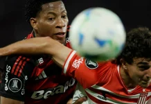 Conmebol le retiró la retiró la tarjeta roja a Gonzalo Plata y jugará la vuelta del Flamengo vs. Estudiantes