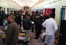 En operativo al penal de Quencoro decomisan objetos prohibidos en pabellón varones.