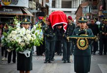 Póstumo homenaje a valeroso policía que perdió la vida en asalto en K´allacancha- Paucartamboi