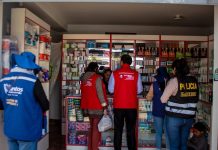 En San Jerónimo declaran lucha frontal al comercio informal en farmacias y boticas