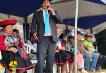 En Chinchero entregan la renovada infraestructura del mercado tradicional de trueque y artesanía