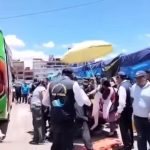 Bus de Wimpillay ayer atropello a mujer y una niña dejándolos heridos graves