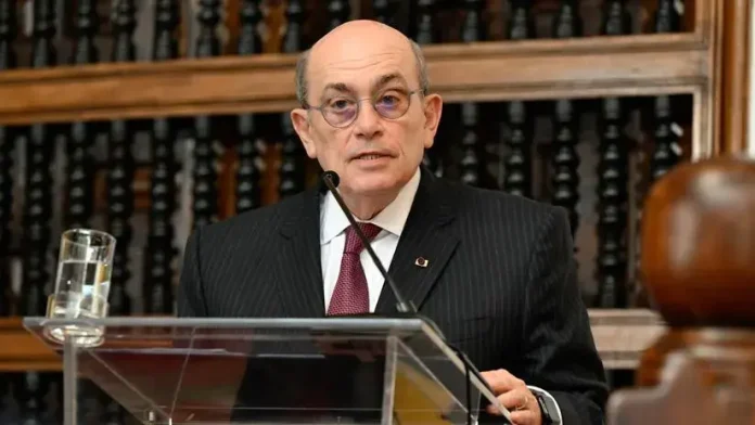 5a272d-888a-4350-bd48-2285ed6527ca-1806169mp4_1806170