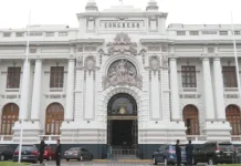Denuncian que tres trabajadores del Congreso realizan actividades partidarias en Fuerza Popular durante horario laboral