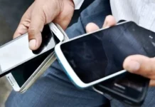 Áncash: detienen a una pareja acusada de vender chips usados para extorsiones en Nuevo Chimbote