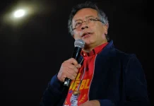 Gustavo Petro amenaza con retirar misión diplomática de Lima si Perú "agrede" la embajada mexicana