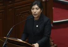 "Es correcta": reacciones desde el Congreso a la orden de prisión preventiva y captura internacional contra Betssy Chávez