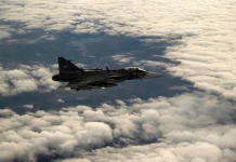 Estados Unidos emite alerta a aviación civil por "aumento de actividad militar" en Venezuela