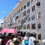 Población asistió masivamente cementerios de la ciudad