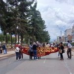 Docentes antonianos ayer radicalizan la huelga indefinida se desangran en vía publica