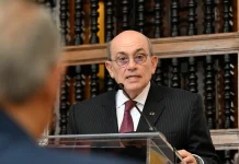 "Hemos decidido conformar un comité binacional de cooperación migratoria", dice el canciller