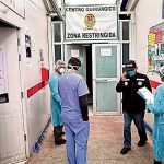 Dos obreros fallecidos y uno herido grave deja fuerte descarga eléctrica en Santiago