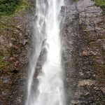 Rescatan a joven que había sido declarado desaparecido en las cataratas de Illapani en Echaraty