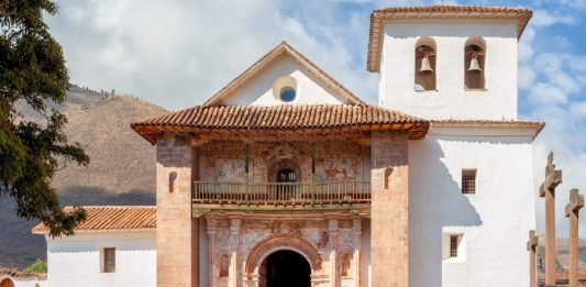 Mincetur reconoce al tempo San Pedro Apostol de Andahuaylillas como jerarquía turística 4