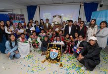 Estudiantes de Cusco ganan concurso con proyecto que impulsa autonomía económica en madres adolescentes