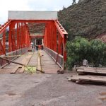 Paucartambo ayer se movilizo a Cusco para exigir construcción puente Huambutio y mantenimiento de carretera
