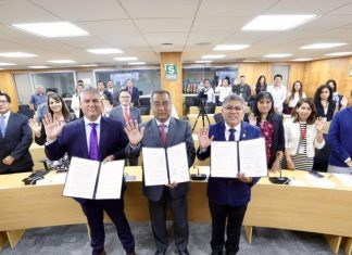 Gobierno Regional firma convenio para la intervención de autopistas San Jerónimo- Urcos y Cusco Izcuchaca