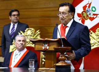 Cambio de Gobierno central genera incertidumbre y afecta al país