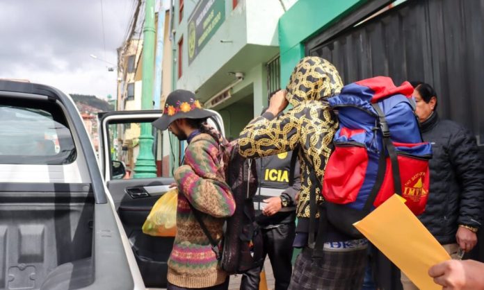 foto-expulsion-de-venecos-1000x600-1