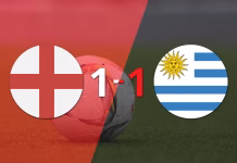 Amistoso internacional: Inglaterra y Uruguay sellaron su amistoso con un empate agónico 1-1