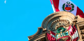 Keiko Fujimori y Rafael López Aliaga mantienen liderazgo de intención de voto, pero cuatro candidatos empatan en el tercer lugar, según Ipsos