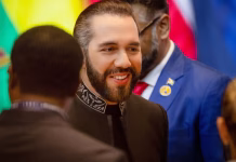 El Salvador aprueba reforma de Nayib Bukele que habilita cadena perpetua para "homicidas, violadores y terroristas"