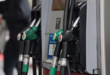 El petróleo de Texas sube un 7,87 % tras el anuncio de EE. UU. de liberar barriles de crudo