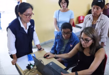 ONPE capacitó a más de 120 000 miembros de mesa en primera jornada nacional presencial
