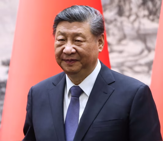 Xi Jinping aboga por un alto el fuego "inmediato e integral" y garantizar la navegación en Ormuz