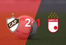 Copa Libertadores: Santa Fe no pudo con Platense y perdió 2 a 1 tras gol agónico