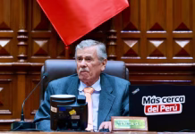 Fernando Rospigliosi es condenado a 9 meses de prisión suspendida por difamación agravada contra Delia Espinoza