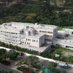 Obreros que construyen el hospital de Quillabamba se declaran en pie de lucha por falta de pago en sus salarios