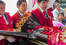 Imagen del Señor de los Temblores hoy será traslado al centro de restauración de Tipón