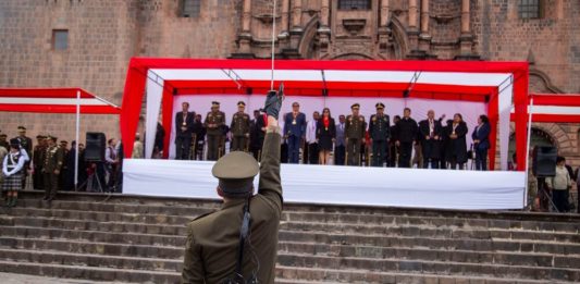 En Cusco se iniciaron las ceremonias cívicas patrióticas dominicales