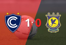 Liga 1: Cienciano venció a Comerciantes Unidos 1 a 0 en el estadio Inca Garcilaso de la Vega con un gol agónico