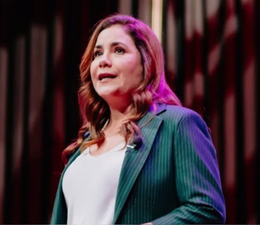 Andrea Llosa anunció que no seguirá en Panamericana Televisión con su programa de entrevistas: ¿qué pasó?